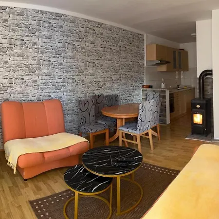 Apartment Svalina *